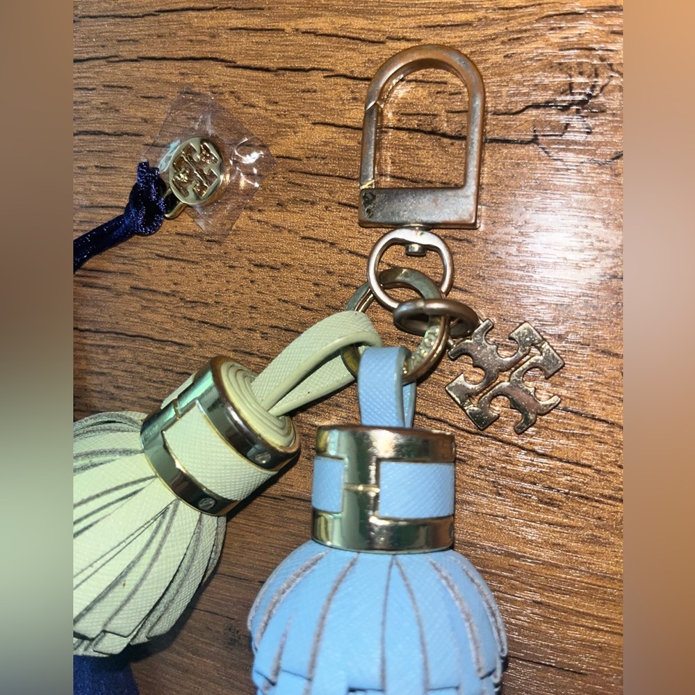 Tory Burch Keychain - Picture 2 of 8